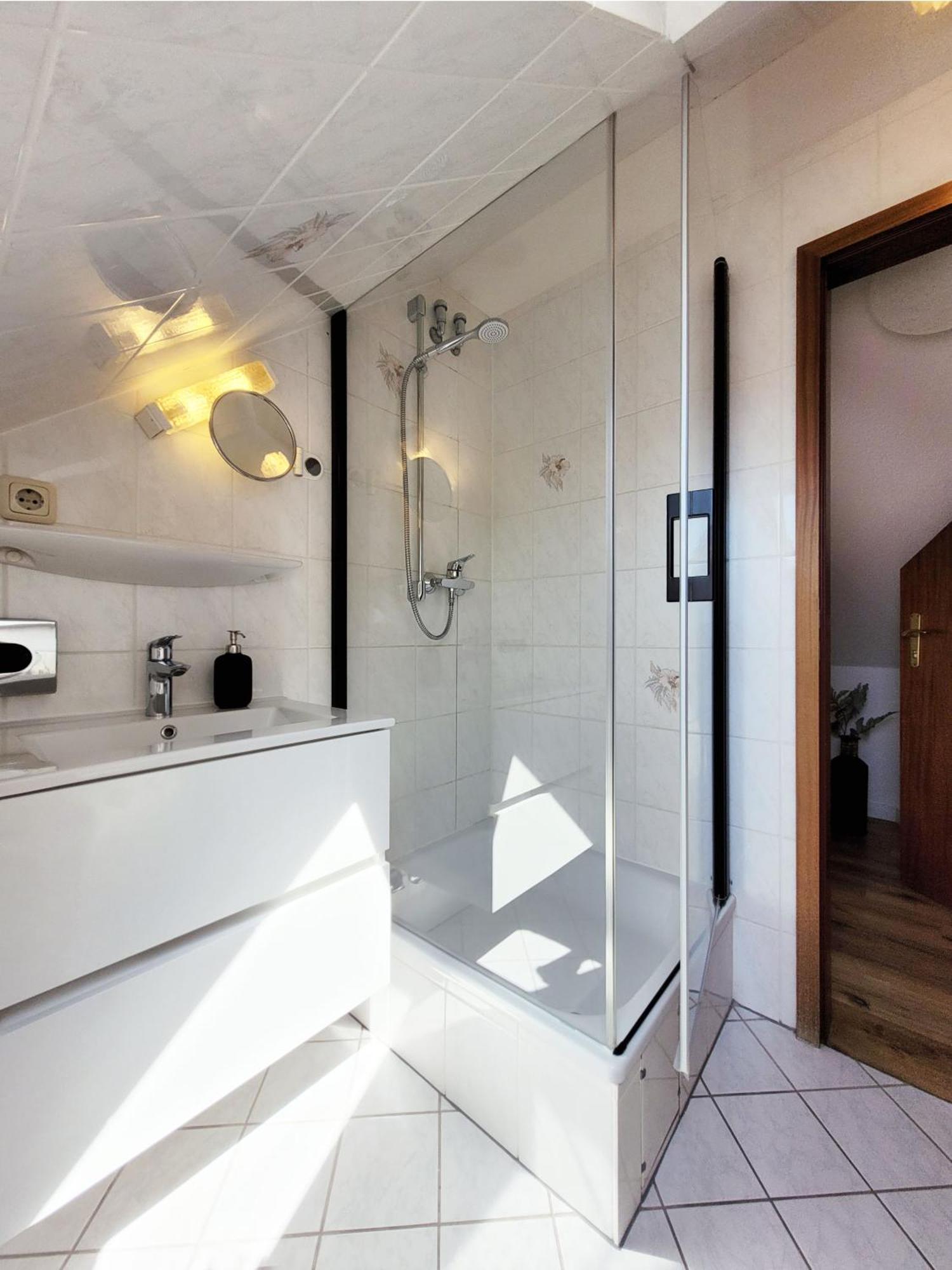 Apartment Kostenguenstige & Charmante Ferienunterkunft Ohne Kueche Und In Strandnaehe - Ideal Fuer Kurztrips Oder 1-nacht Aufenthalte Scharbeutz